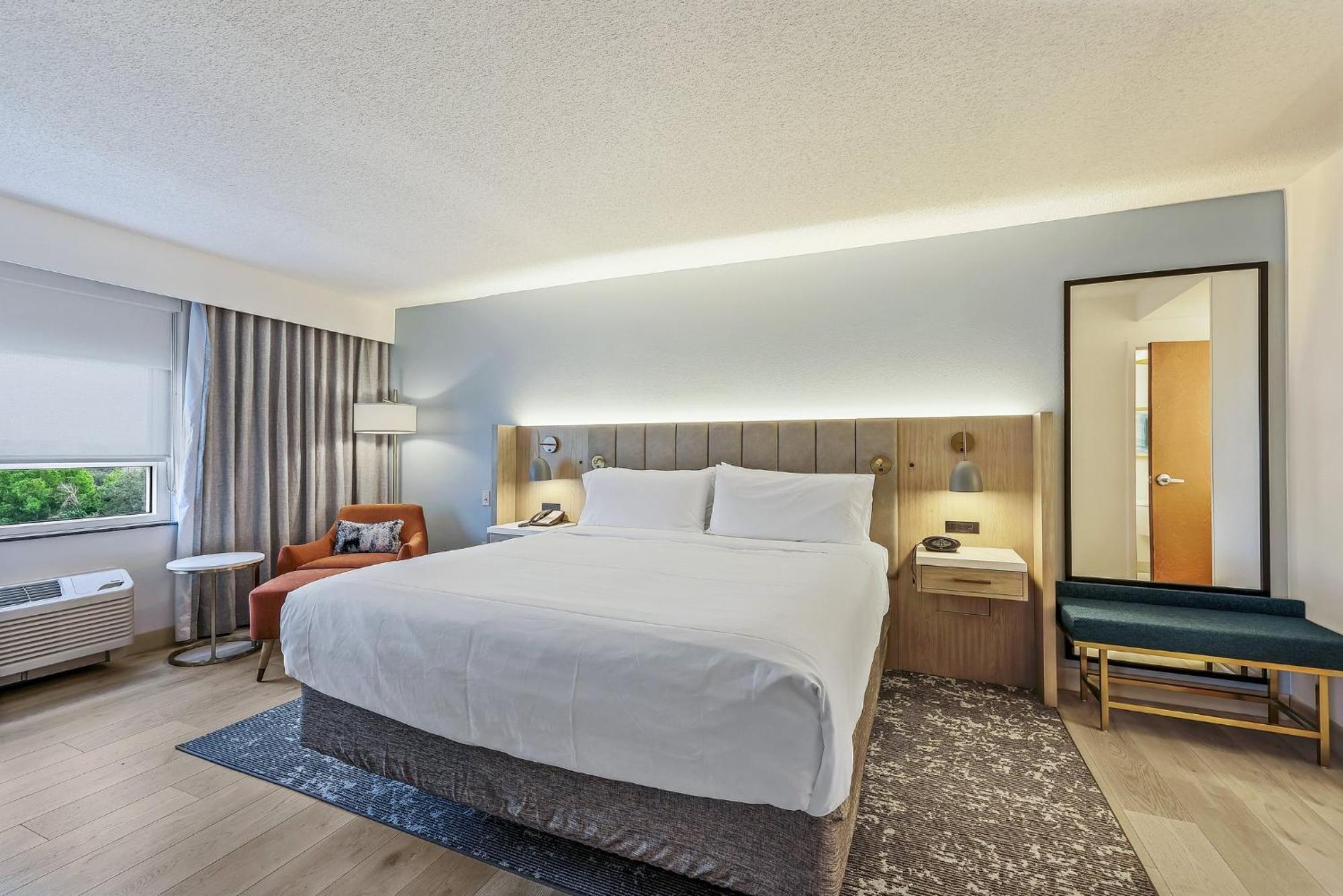 Crowne Plaza Ft Myers Gulf Coast By Ihg Hotel Fort Myers Bagian luar foto