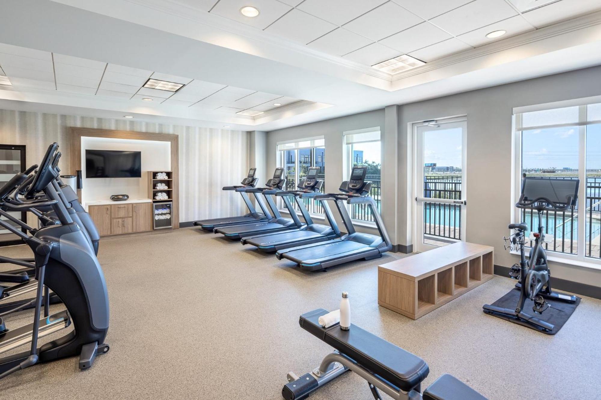 Crowne Plaza Ft Myers Gulf Coast By Ihg Hotel Fort Myers Bagian luar foto