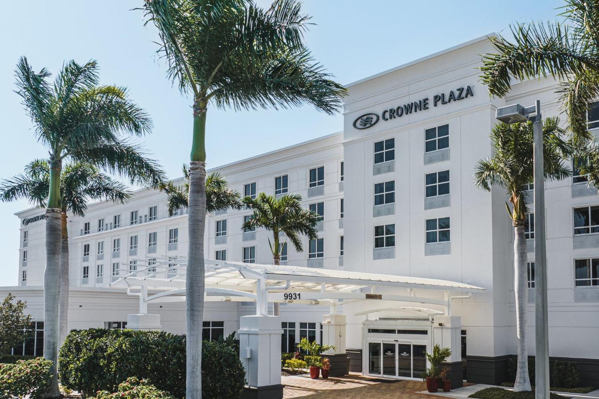 Crowne Plaza Ft Myers Gulf Coast By Ihg Hotel Fort Myers Bagian luar foto